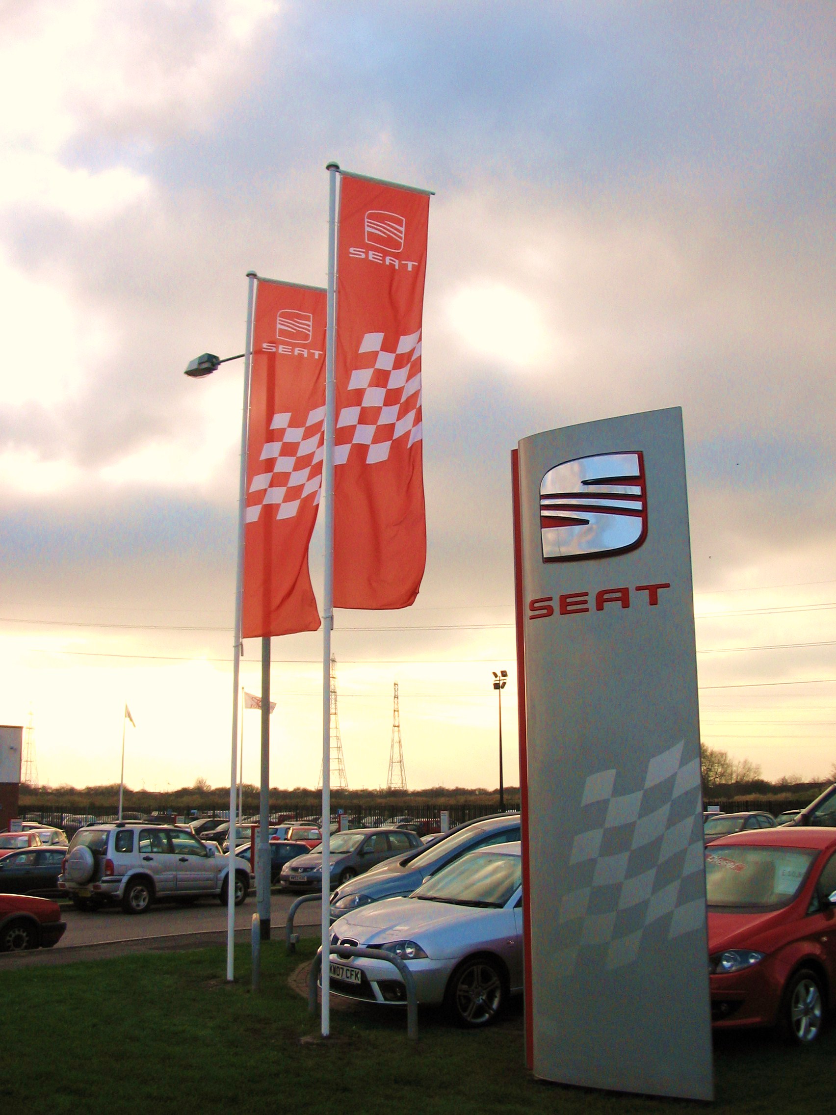 Classic Aluminium Flagpole With Flag Arm