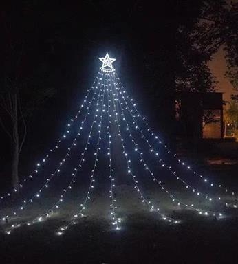 Flagpole Christmas tree lights