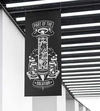 Hanging-Textile-Banners
