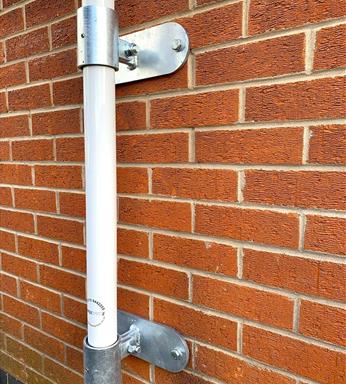 flagpole vertical wall bracket set