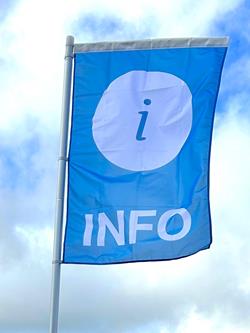 event-flagpole-with-info-flag