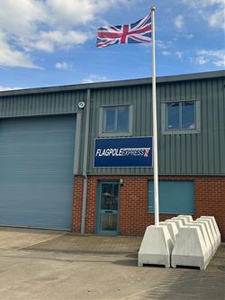 Hire Classic Fibreglass flagpole with free standing base