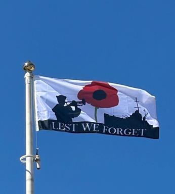 Lest-We-Forget-Navy-Flag
